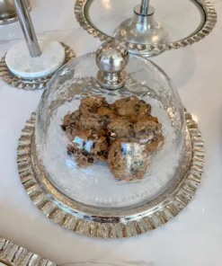 Inspire Me! Home Decor Gold Cake Dome With Ripple Edge (2 Colors)