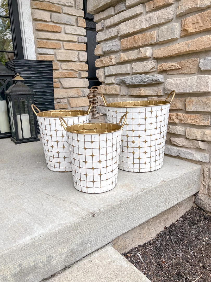 Inspire Me! Home Decor Indoor/Outdoor Gold And White Etched Planters (3 Sizes)