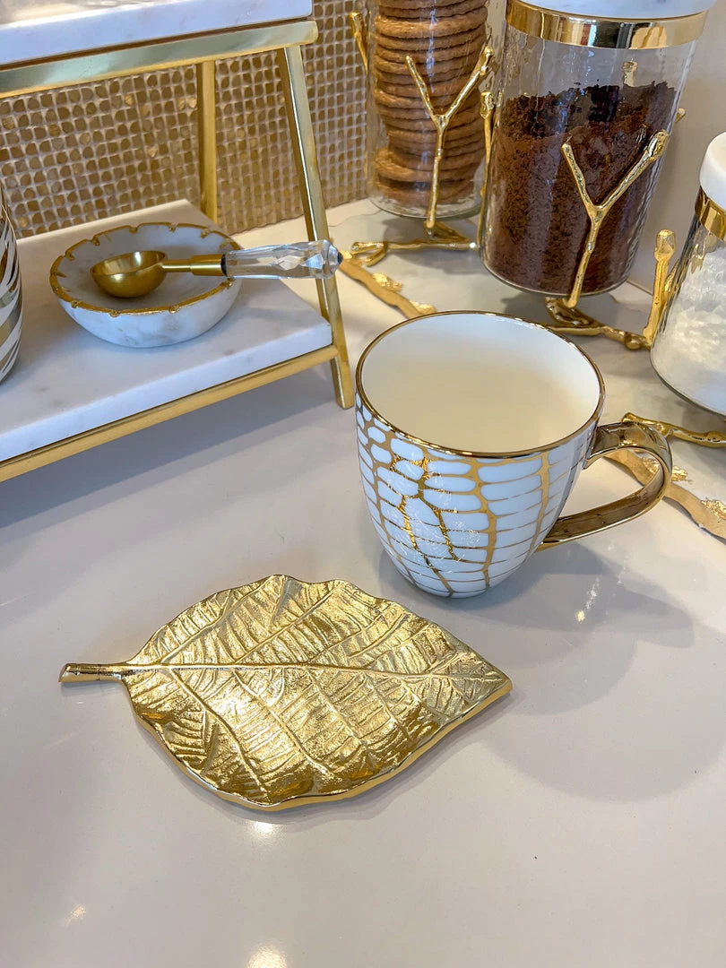 Inspire Me! Home Decor Metal Leaf Tray (2 Sizes)