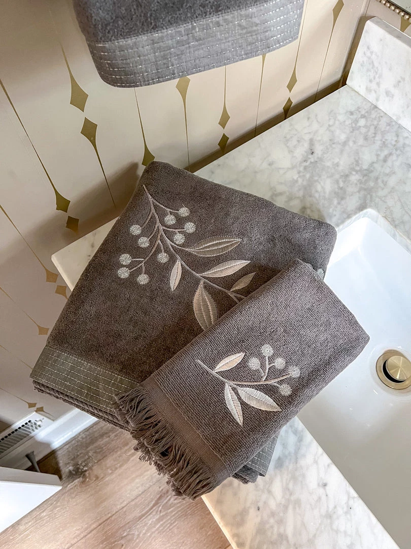 Inspire Me! Home Decor BATHROOM Granite Towel With Leaf & Vine Pattern (3 Sizes)