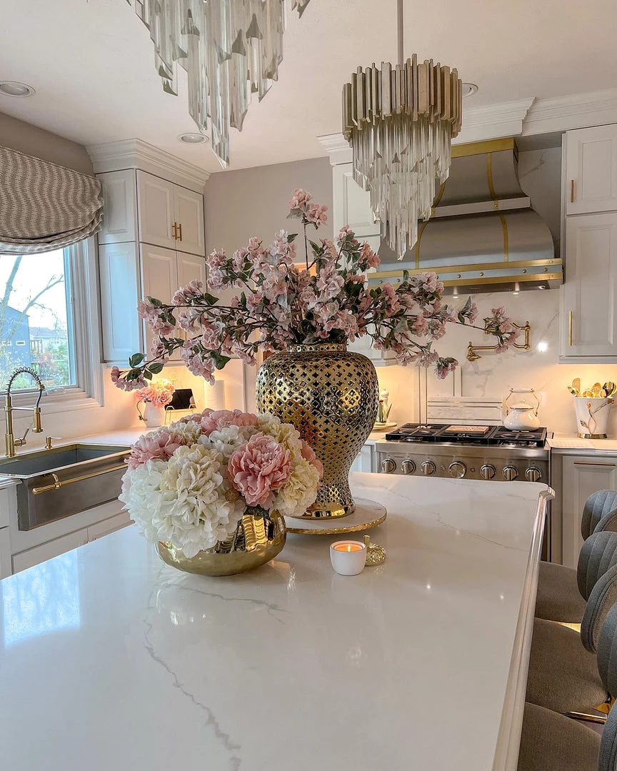 Inspire Me! Home Decor 27" White Snow Sprinkle Hydrangea Stem