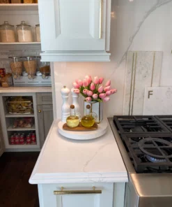 Inspire Me! Home Decor Oil & Vinegar Cruet Set W/ Acacia Tray