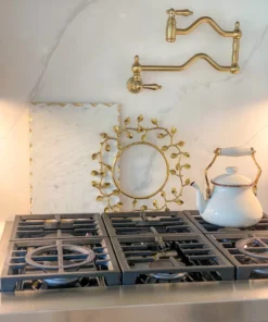 Inspire Me! Home Decor Gold Metal Decorative Wreath