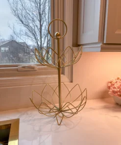 Inspire Me! Home Decor Gold Flower Shaped Metal Two-Tiered Display