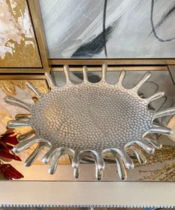 Inspire Me! Home Decor Hammered Oval Splash Tray (2 Sizes)